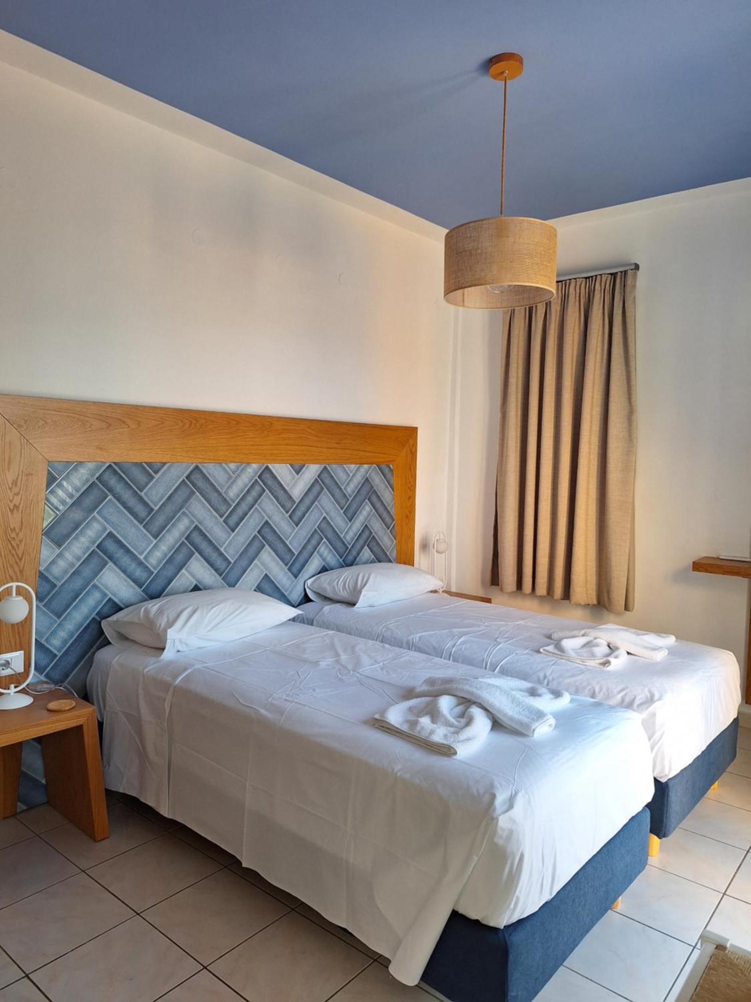 Artemis Apartments Kalyves Eksteriør billede