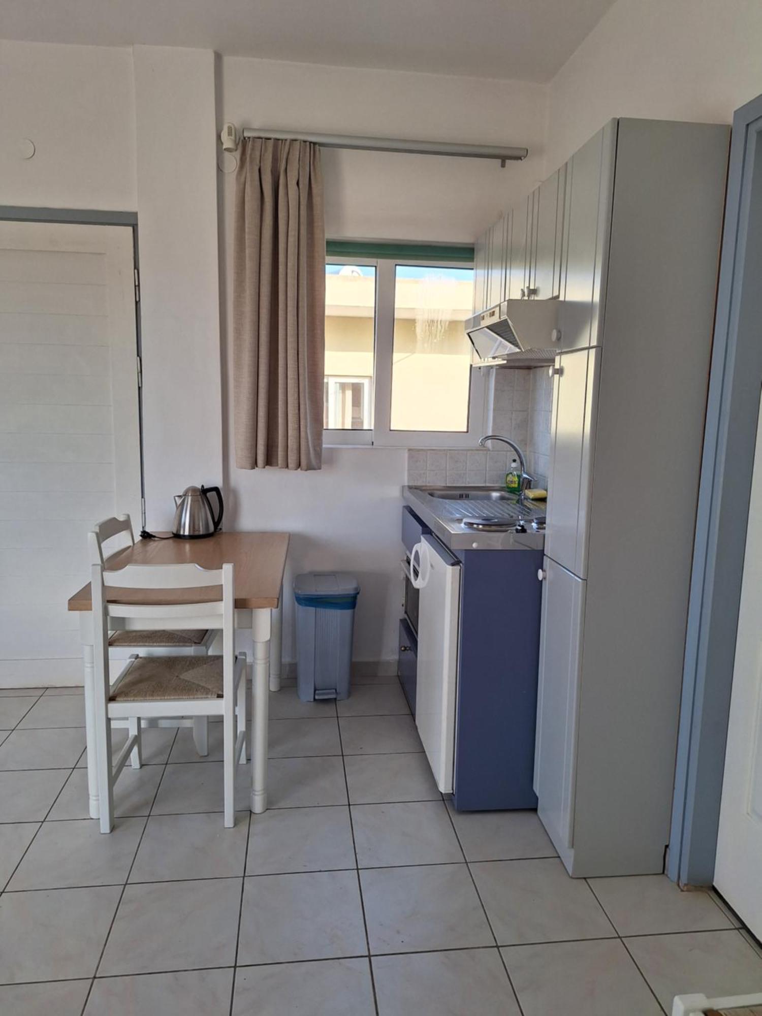 Artemis Apartments Kalyves Eksteriør billede