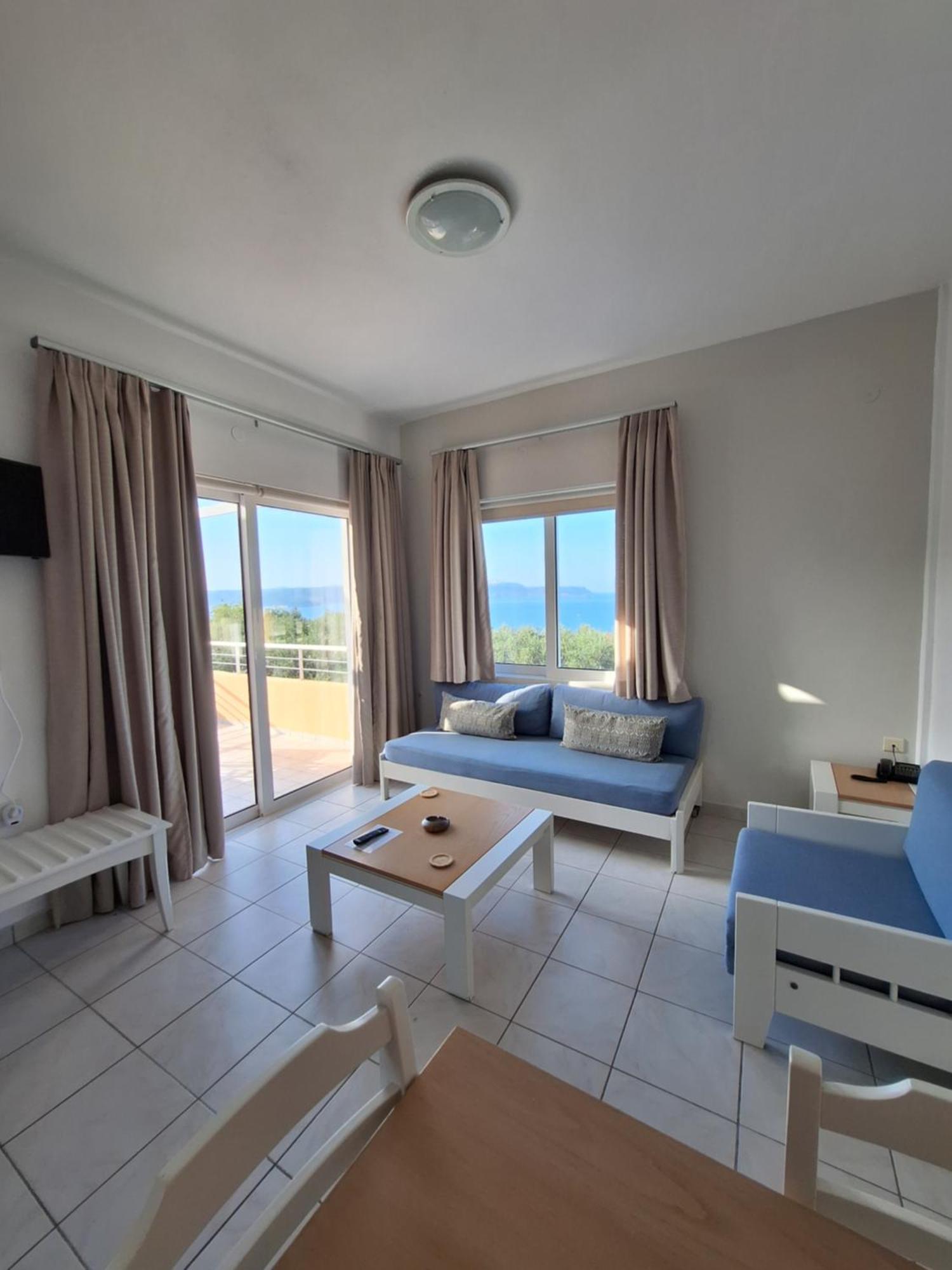 Artemis Apartments Kalyves Eksteriør billede