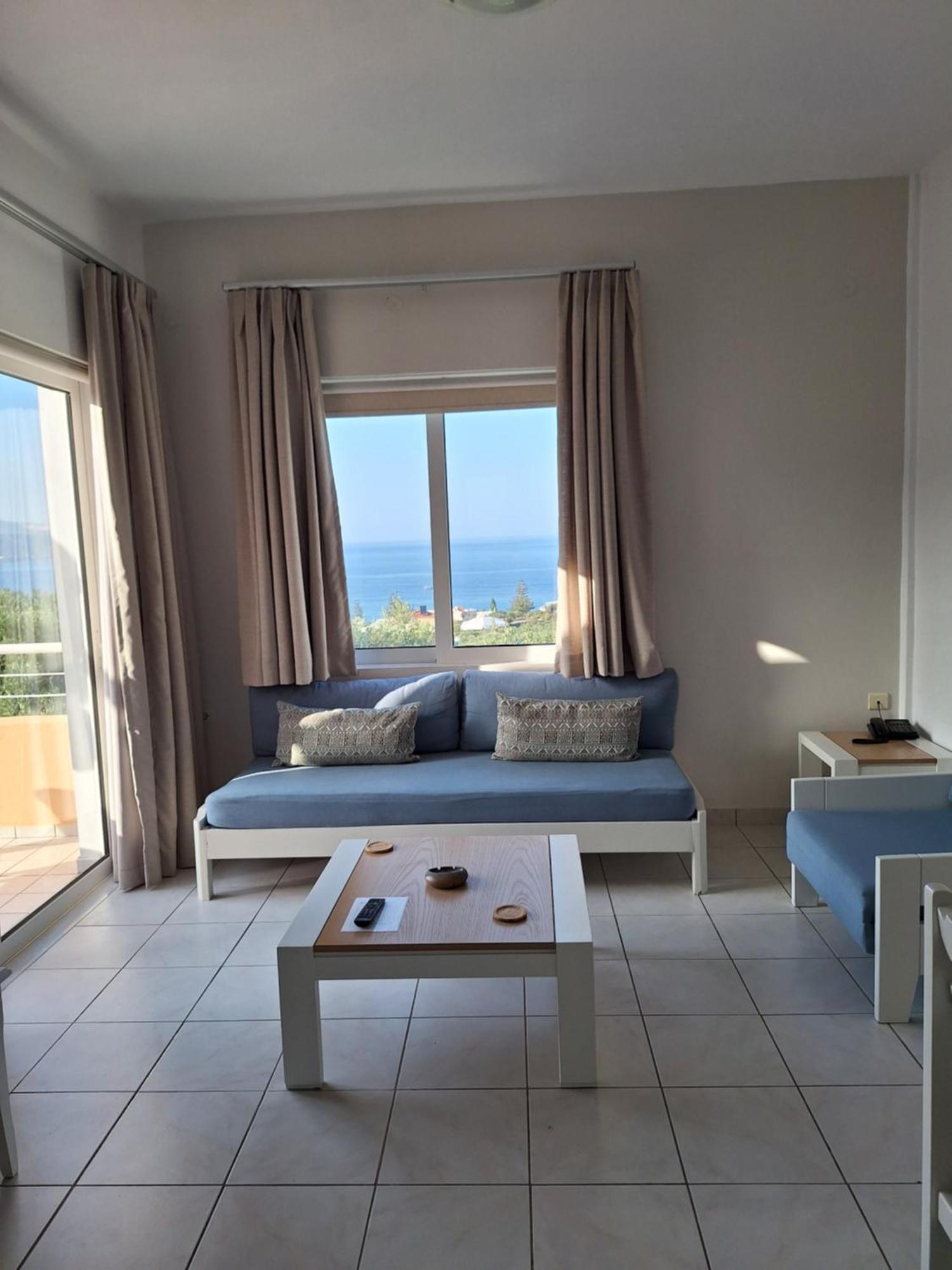 Artemis Apartments Kalyves Eksteriør billede