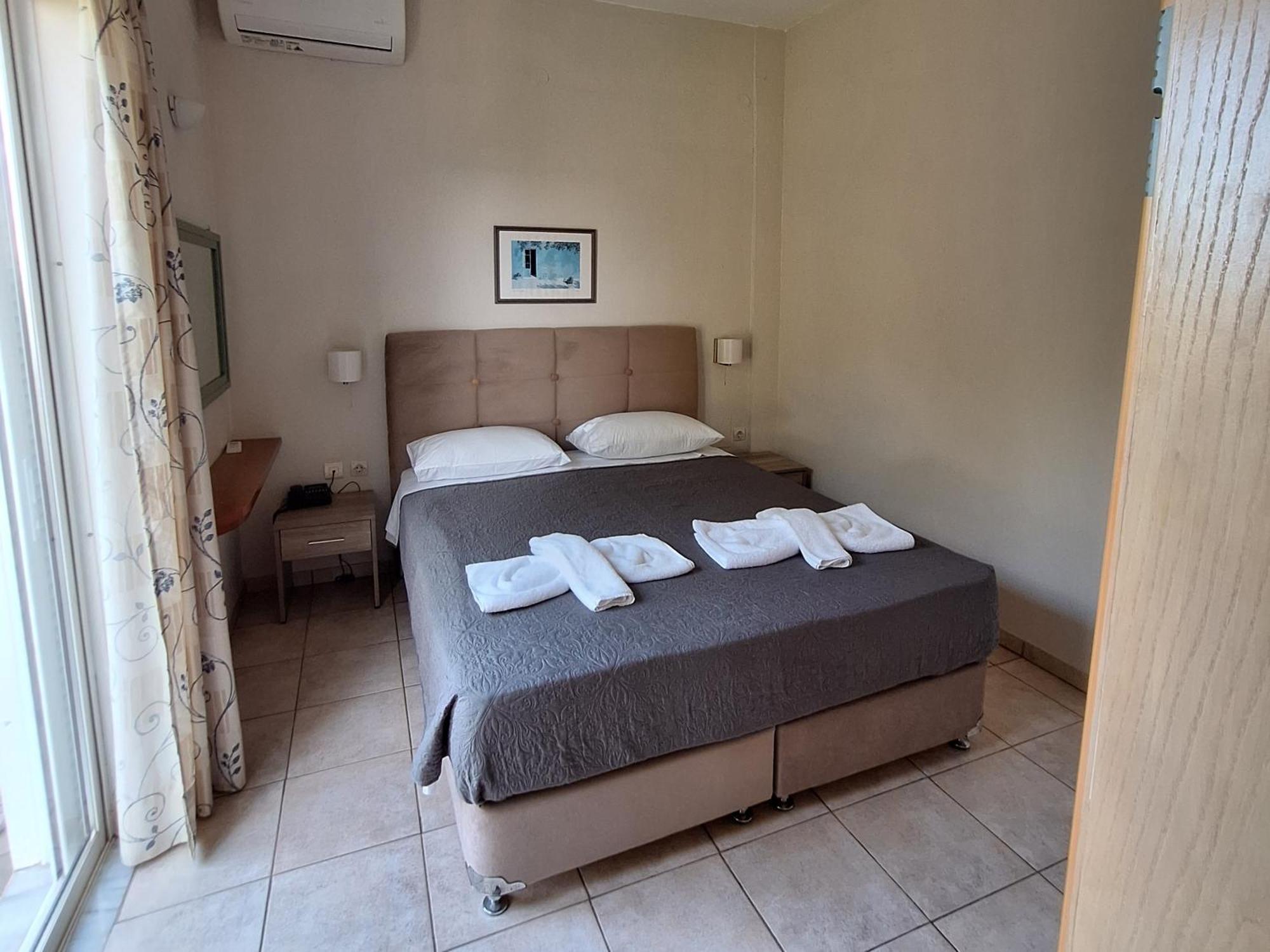 Artemis Apartments Kalyves Eksteriør billede