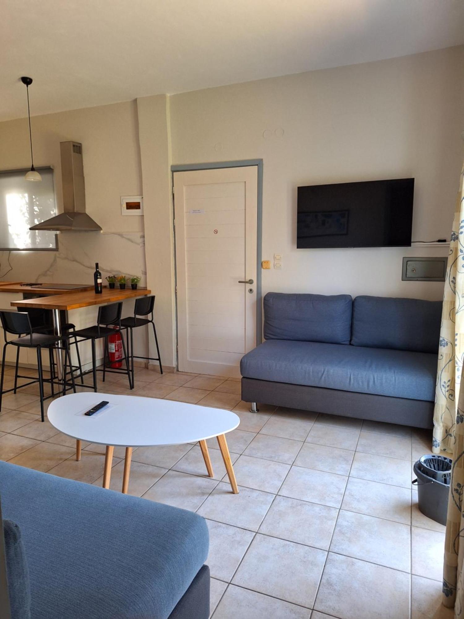 Artemis Apartments Kalyves Eksteriør billede
