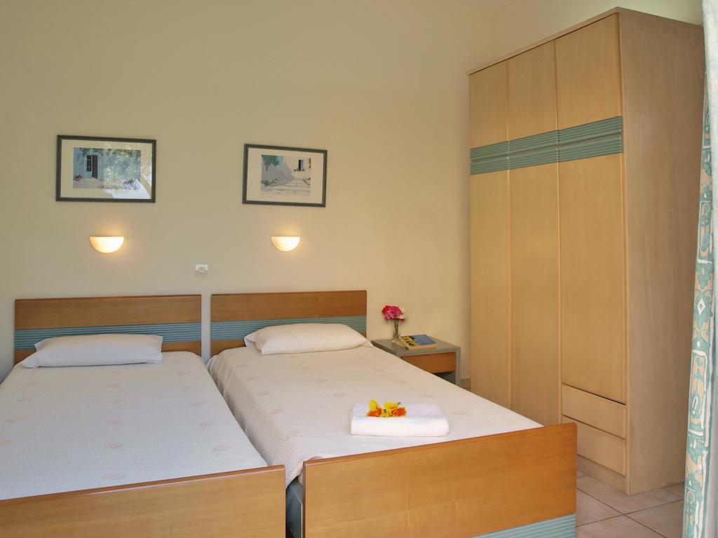 Artemis Apartments Kalyves Eksteriør billede