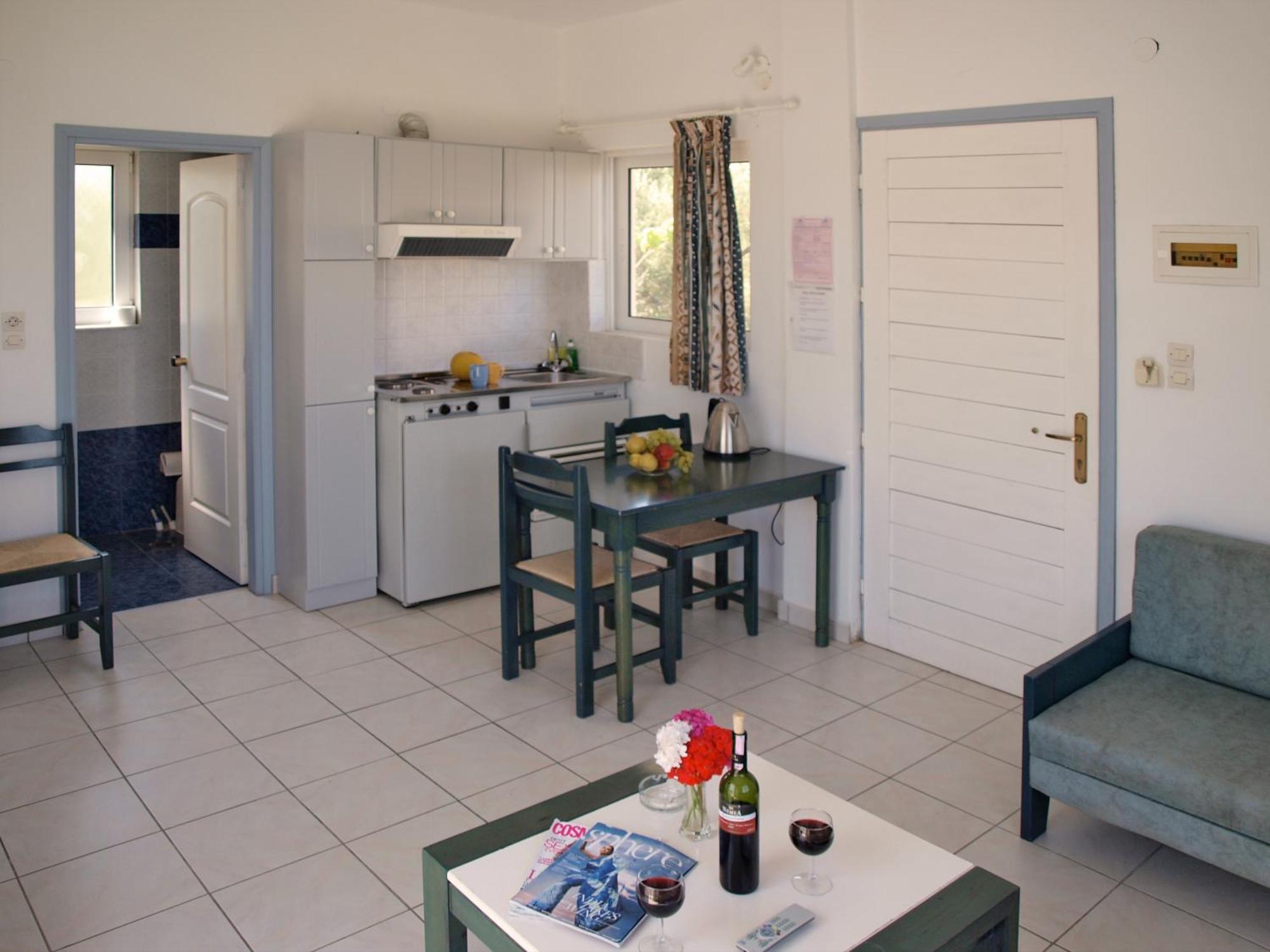 Artemis Apartments Kalyves Eksteriør billede